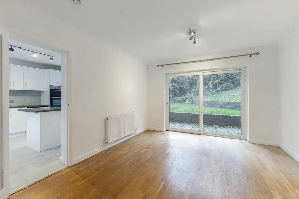Oak End Way, Gerrards Cross, SL9 photo 5