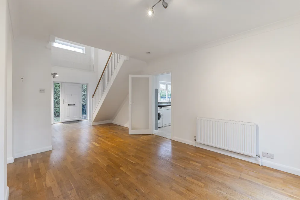 Oak End Way, Gerrards Cross, SL9 photo 6