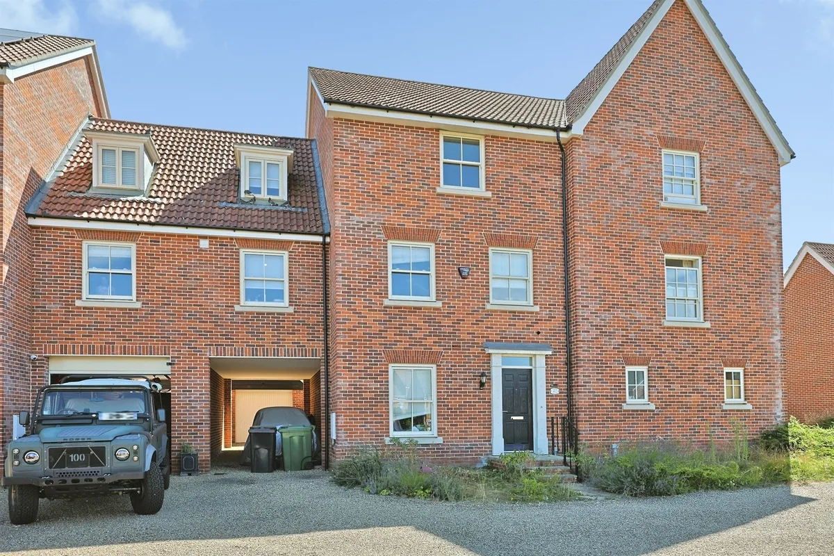 Adcock Drive, Sprowston, Norwich