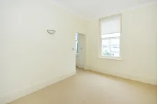 Sutherland House Marloes Road W8 photo 3
