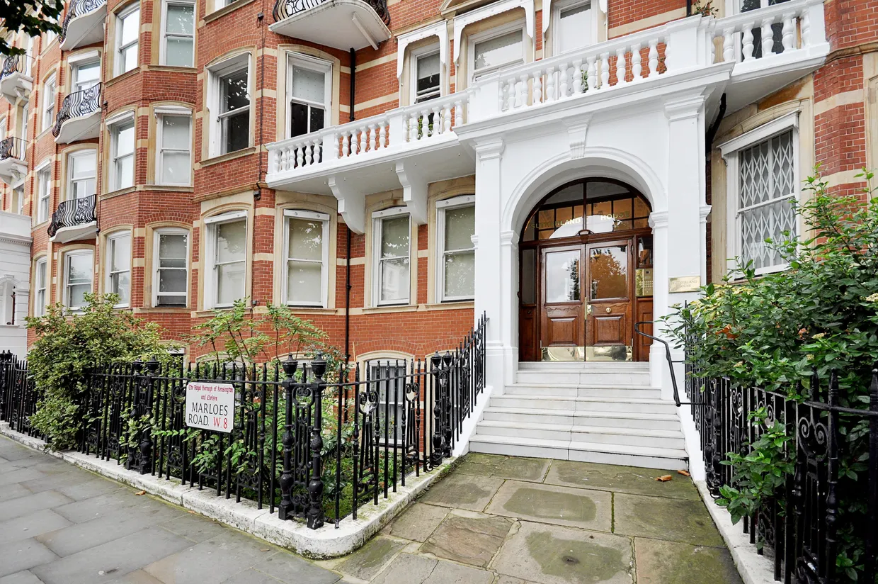 Sutherland House Marloes Road W8 photo 7