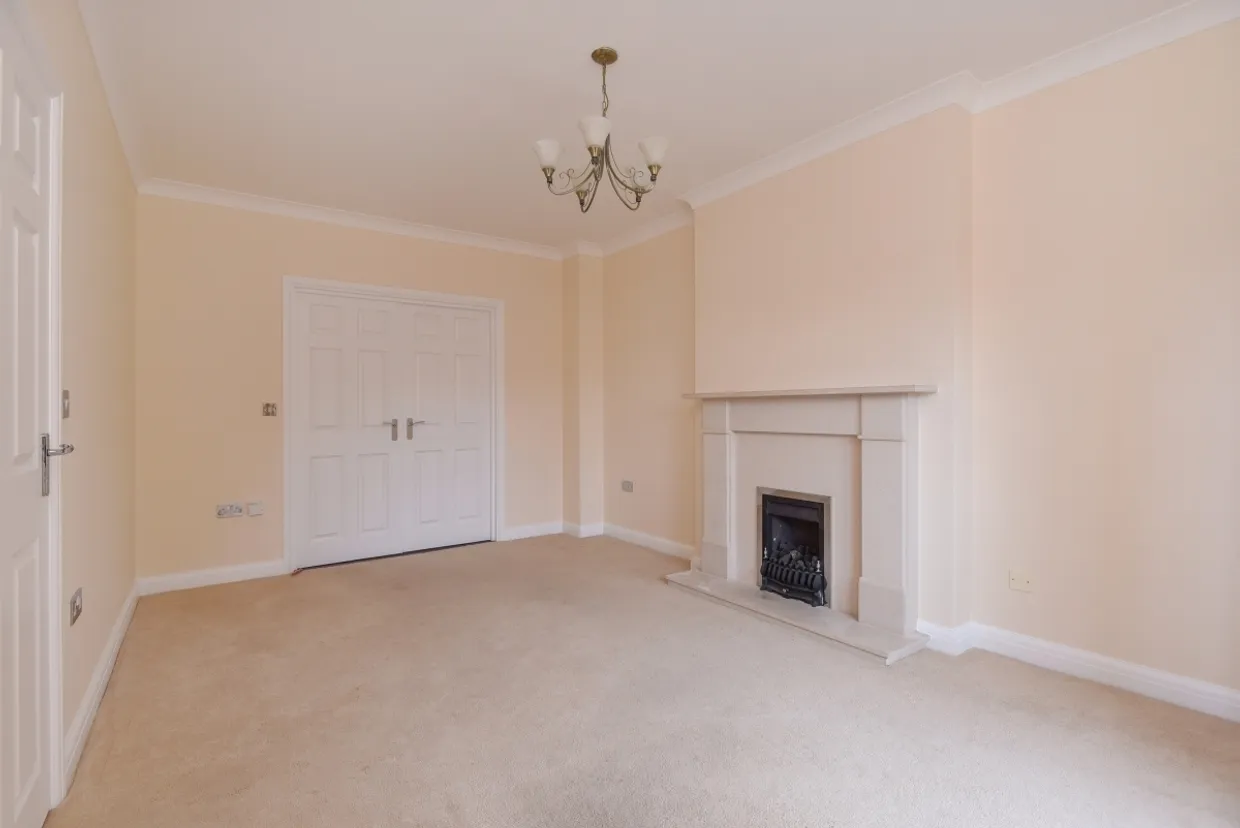 Beningfield Drive London Colney AL2 photo 10