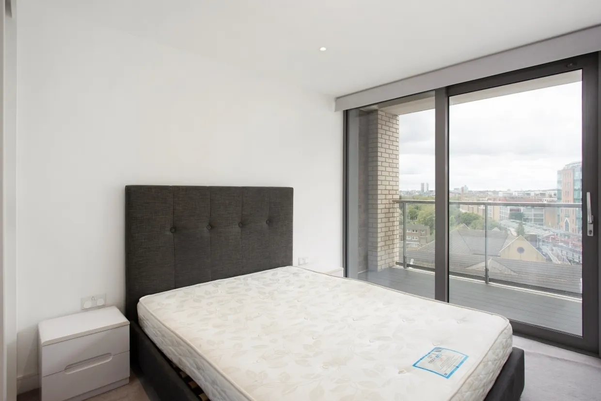 East Ferry Road, E14 photo 12