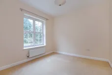 Beningfield Drive London Colney AL2 photo 13