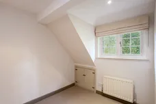 Petworth Road Chiddingfold GU8 photo 9