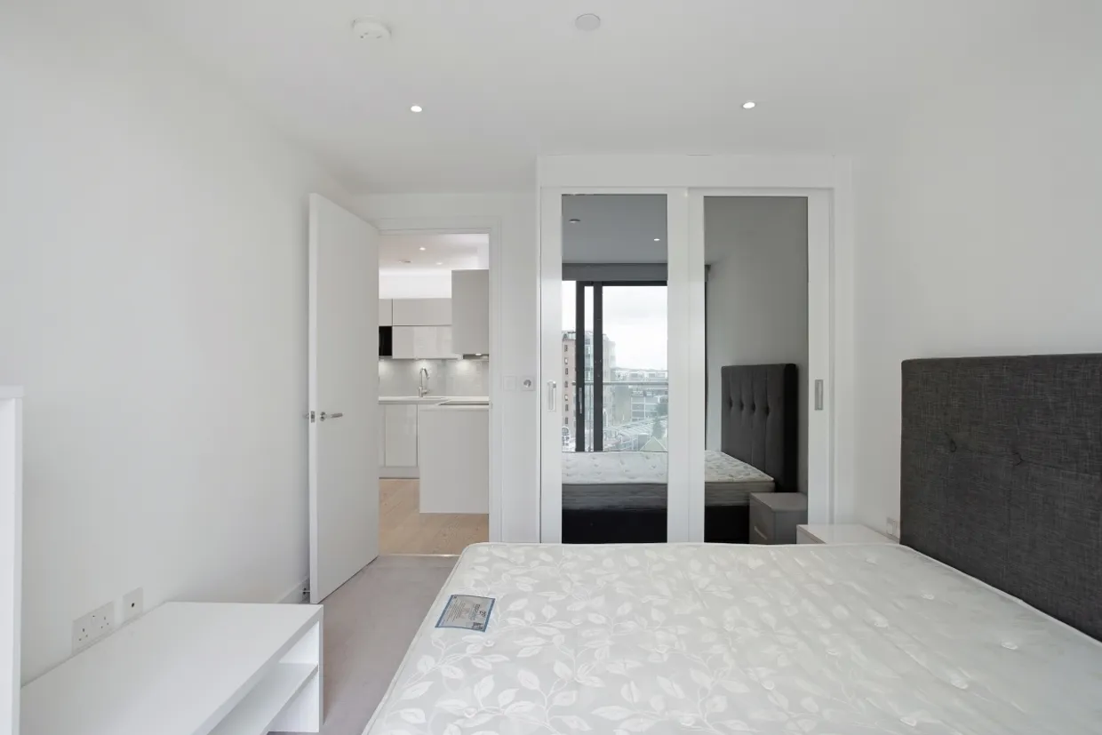 East Ferry Road, E14 photo 18