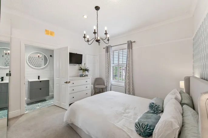 Property carousel image 27