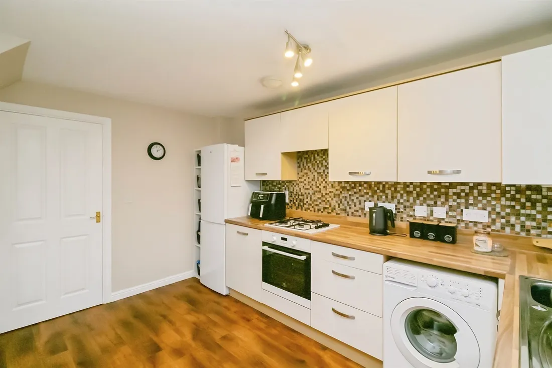 Property photo 16