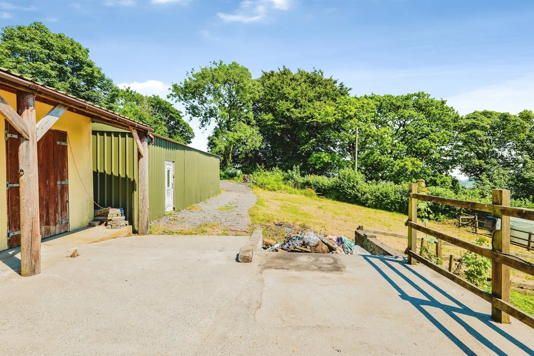 Property photo 25