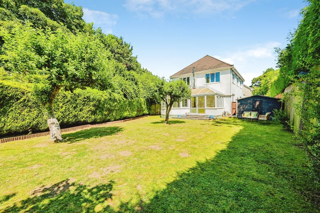 Property photo 32