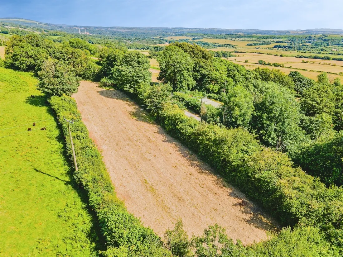 Property photo 32