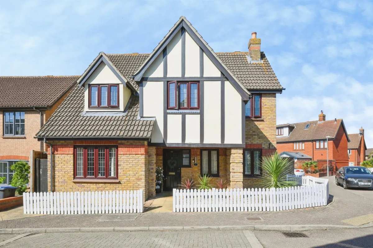 Pilkingtons, Harlow