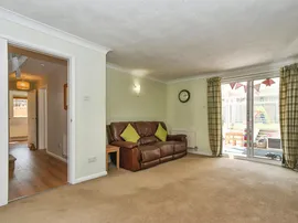 Avondown Road, Durrington, SALISBURY thumb 3
