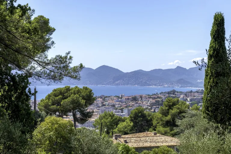 Cannes (Californie), 06400, France