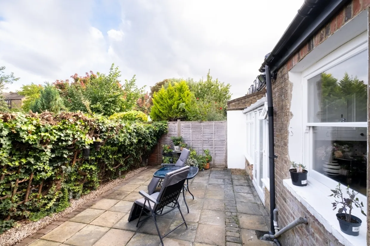 Cromwell Road Wimbledon SW19 photo 12