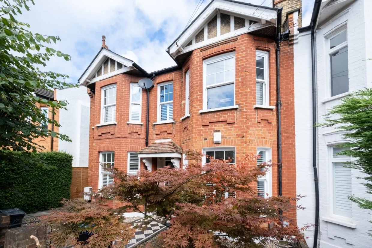 Cromwell Road Wimbledon SW19 photo 13