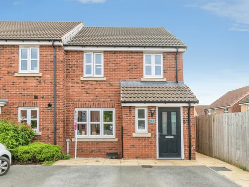 Robson Rise, DRIFFIELDphoto