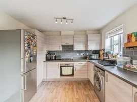 Robson Rise, DRIFFIELD thumb 3