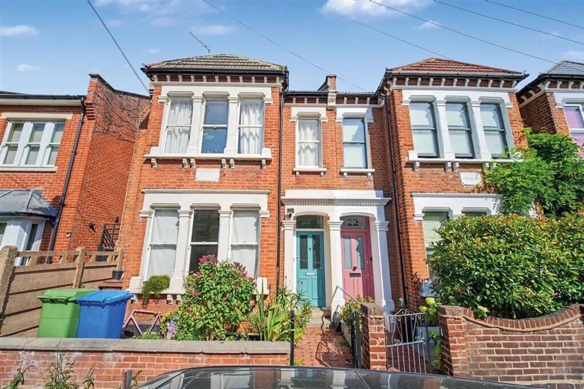 McDowall Road, London