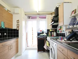 Carlton Close, LEEDS thumb 3