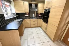 Fieldfare Close, Bramcote, NOTTINGHAM