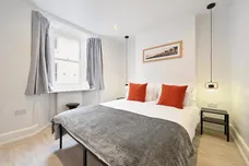 Mendora Road, London
