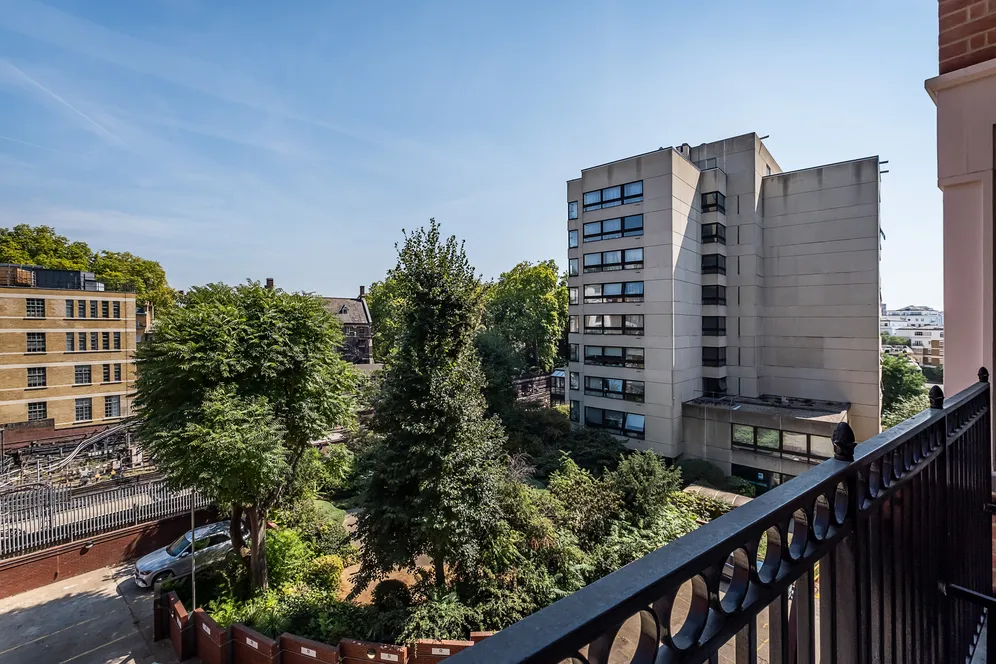 Wrights Lane, LONDON, W8 photo 8