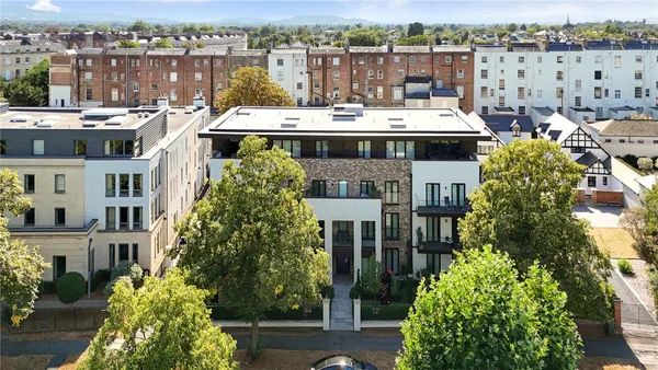 Parabola Road, Cheltenham, GL50 photo 1