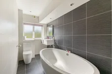 Kingswood Way, South Croydon, CR2 photo 15