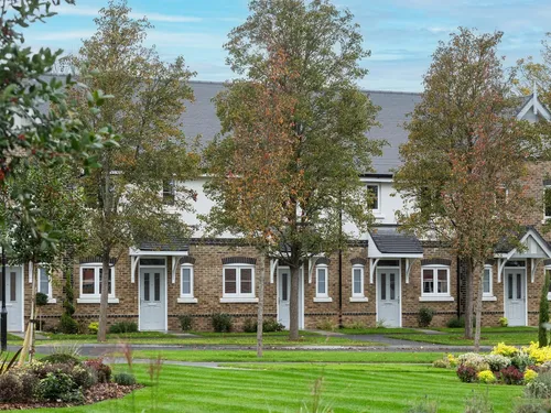 De Havilland Place, White Waltham Village, Maidenheadphoto