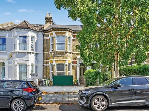 Elms Crescent, CLAPHAMphoto