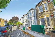 Elms Crescent, CLAPHAM