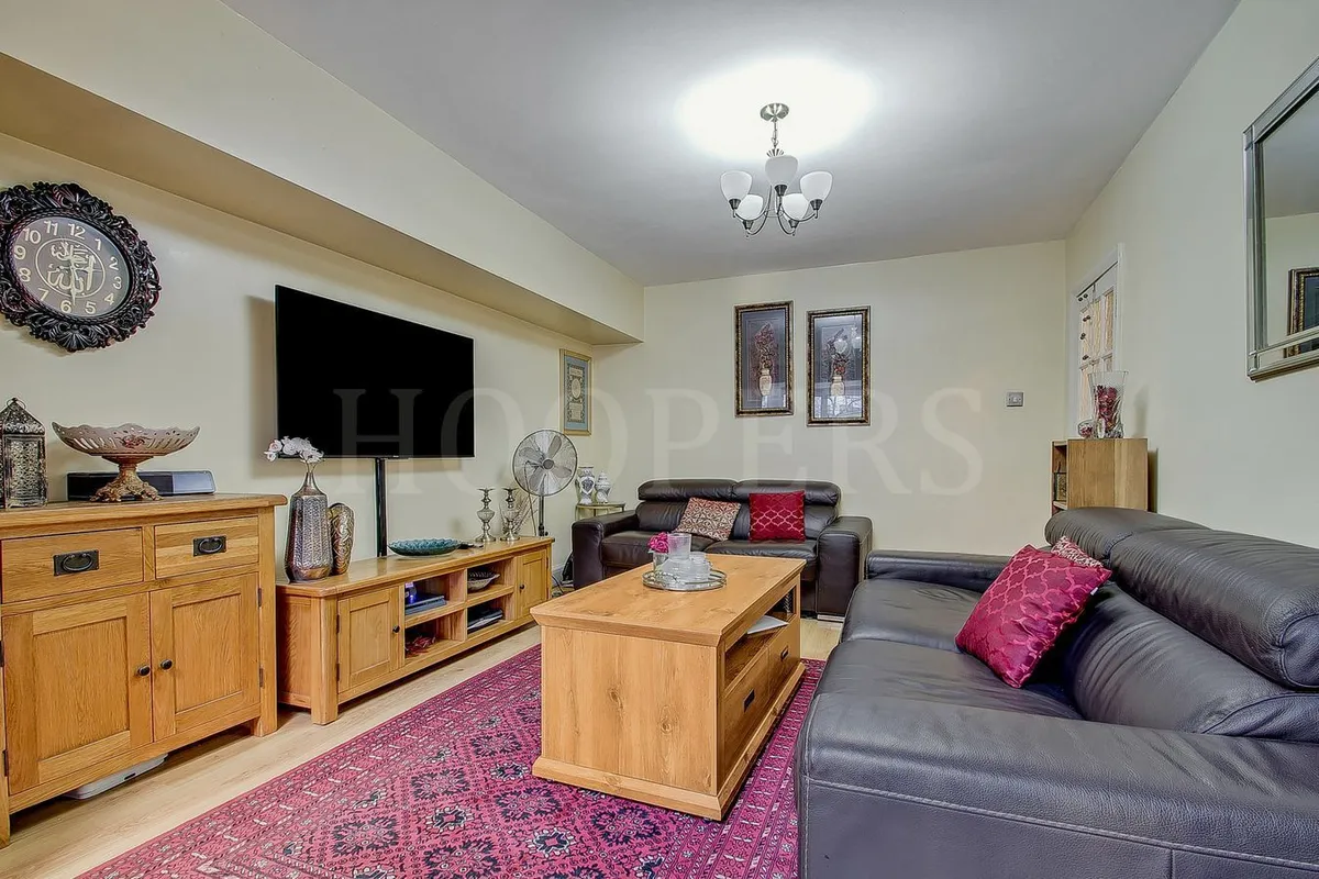 Annesley Close, London, NW10
