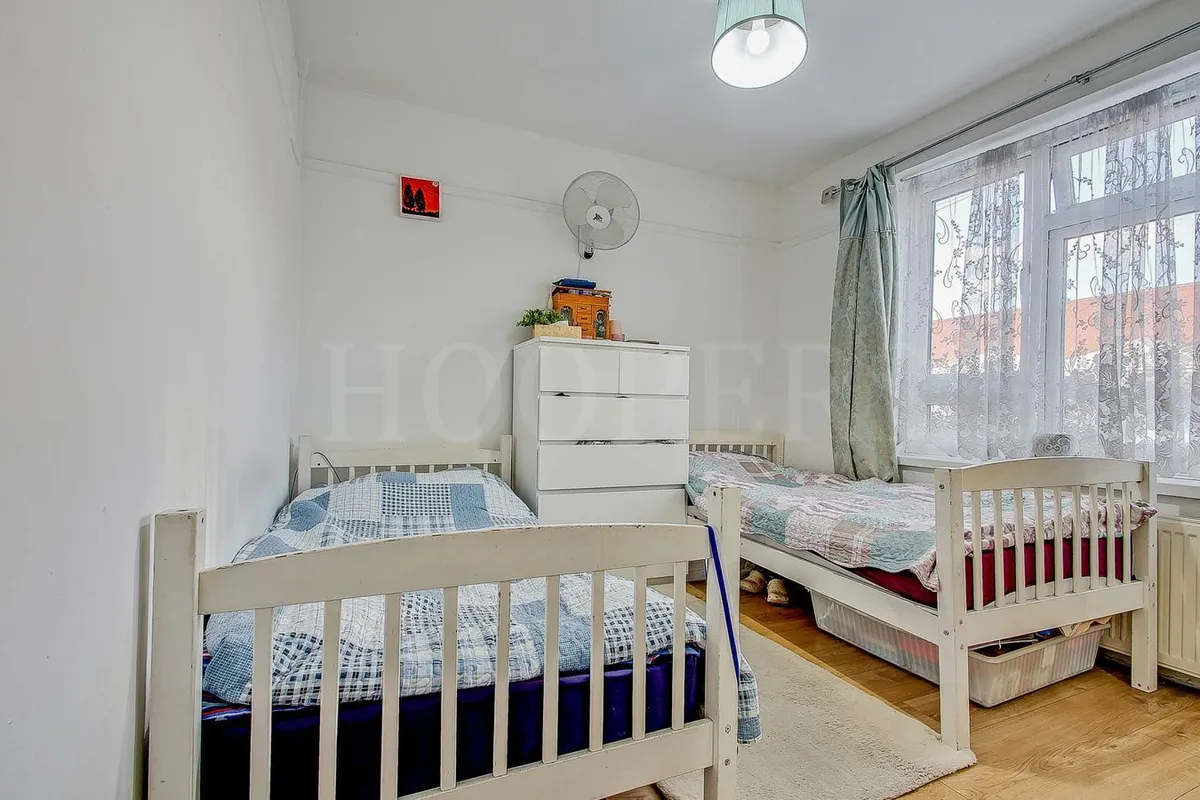 Annesley Close, London, NW10