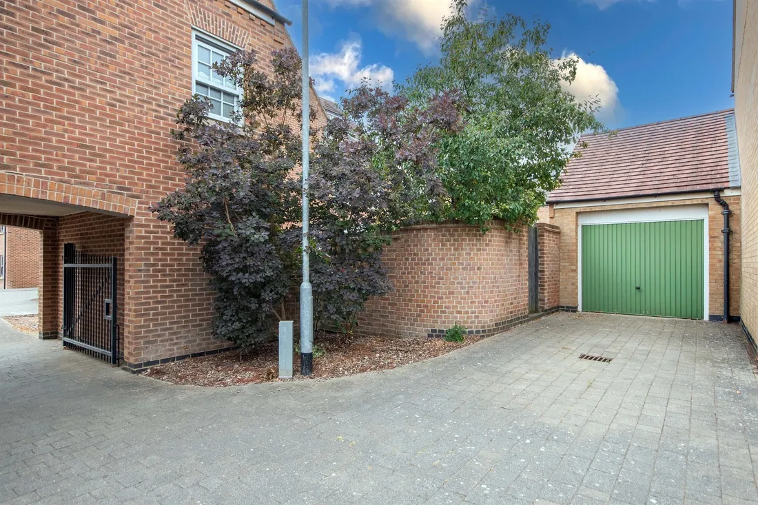 Property photo 16