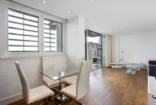 Stamford Square, London, SW15 photo 5