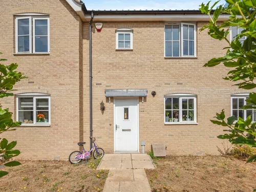 Hornbeam Road, North Walshamphoto