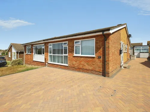 Oldfield Crescent, Hailshamphoto