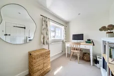 The Street, Arundel, BN18 photo 6