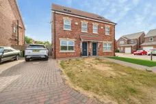 Falcon Way, Brigg