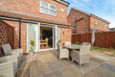 Falcon Way, Brigg