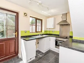 Haileybury Gardens, Hedge End, Southampton thumb 3
