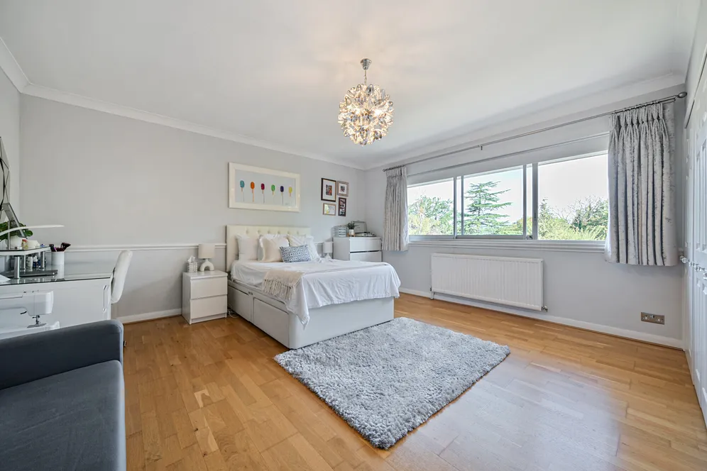 Oaklands Road, Totteridge, N20 photo 6