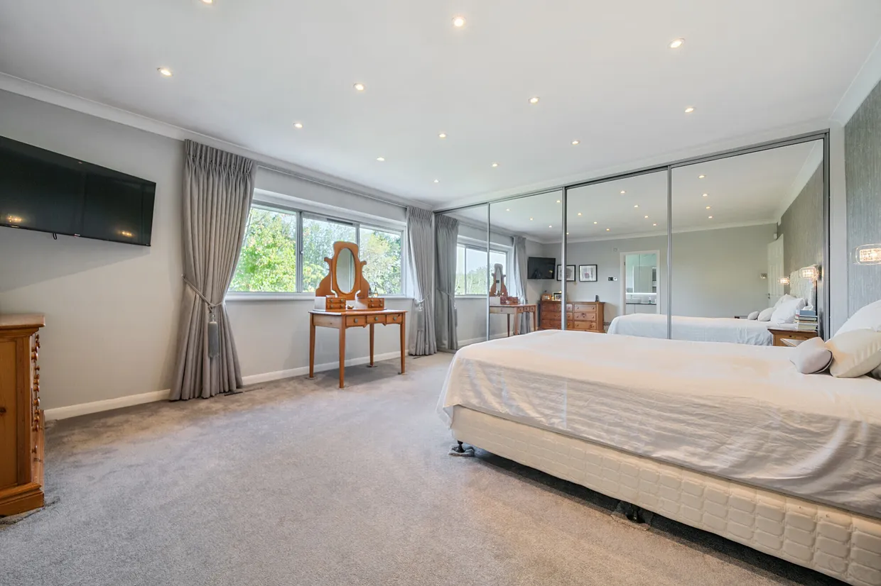 Oaklands Road, Totteridge, N20 photo 14