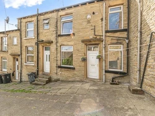 Thornhill Place, Brighousephoto