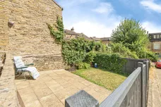Thornhill Place, Brighouse