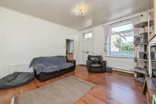 Thornhill Place, Brighouse