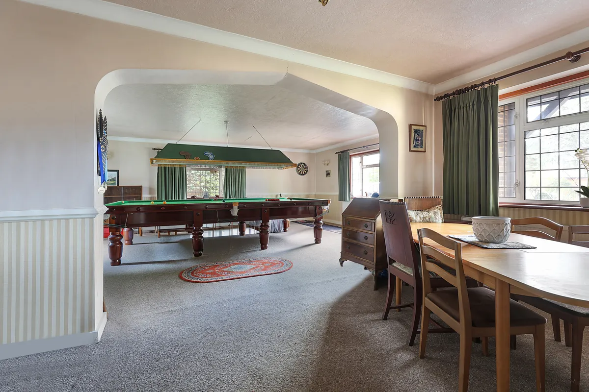 Fairmile Lane, Cobham, Surrey, KT11
