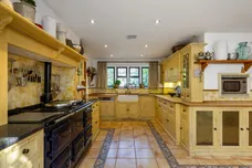 Grantley Avenue, Guildford, GU5 photo 6