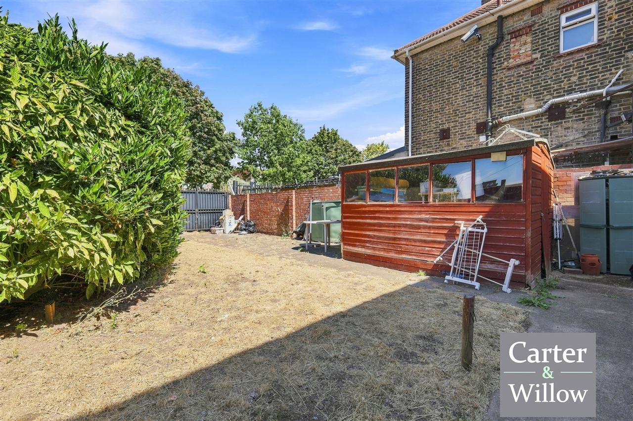 Church Street, Dagenham, Essex Image 14